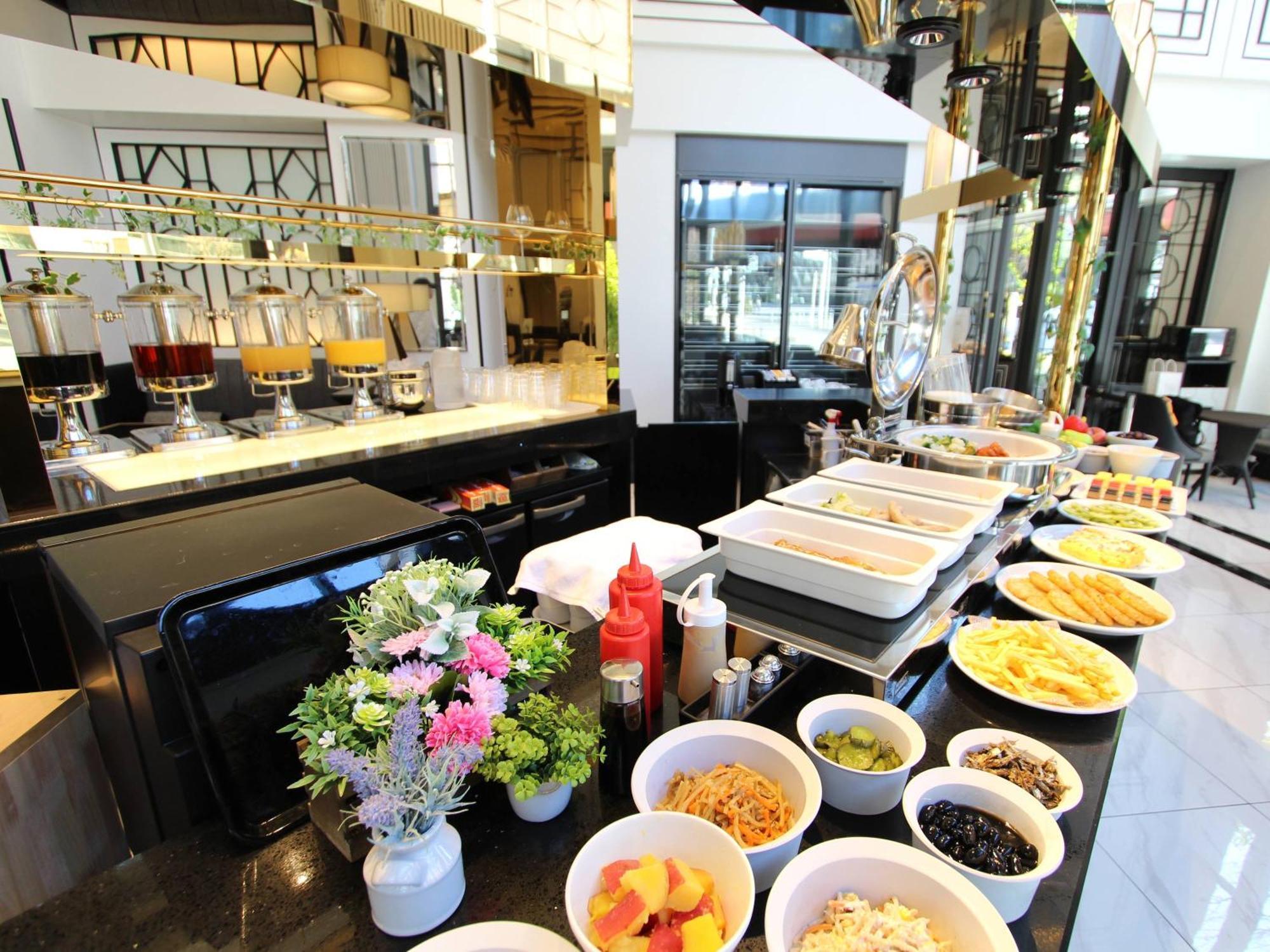 Koko Hotel Premier Nihonbashi Hamacho طوكيو المظهر الخارجي الصورة